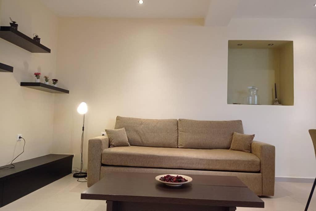 Afroditis'S & Makis'S Apartment Leonídion Exteriér fotografie